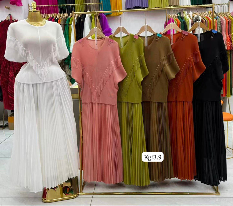 Elegant Pleated Two-Piece Fringe Set for Women Free Size